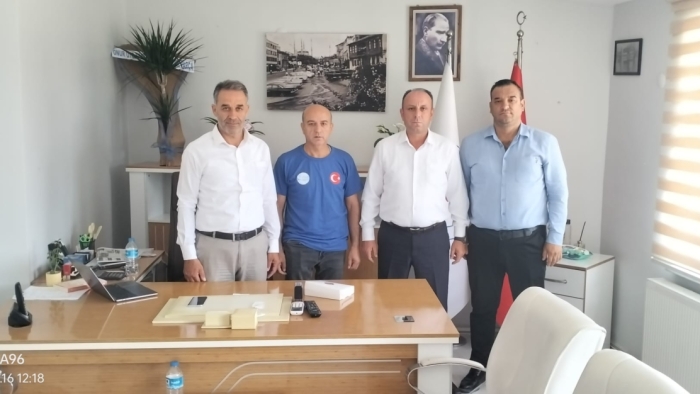 YESEVİ HAREKETİ DERNEĞİ’NDEN ETUS BAŞKANINA HAYIRLI OLSUN ZİYARETİ